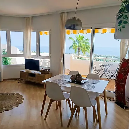 Atico Marila Apartment *